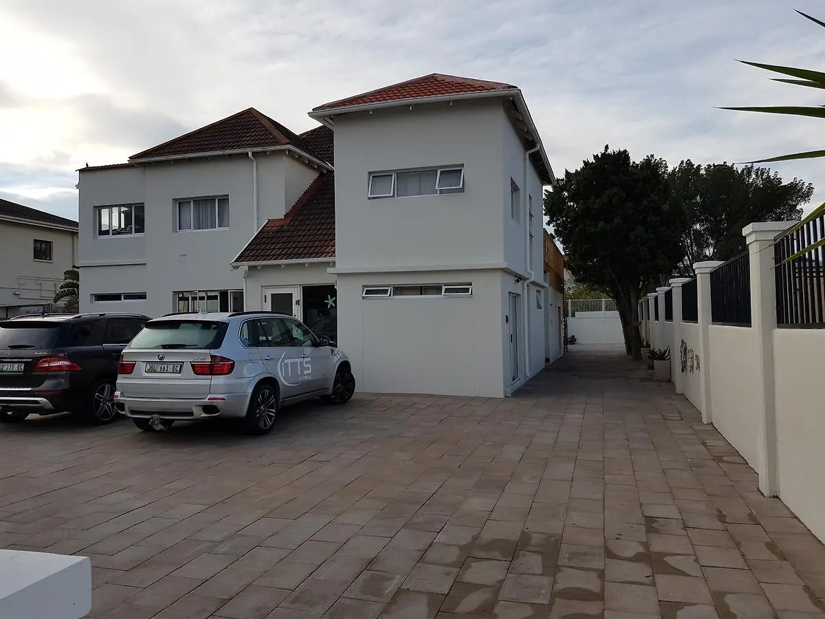 Beachway Guesthouse Port Elizabeth